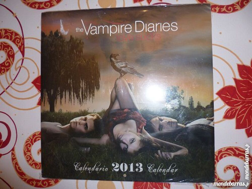 calendrier vampires diaires serie TV neuf cine fil Livres et BD