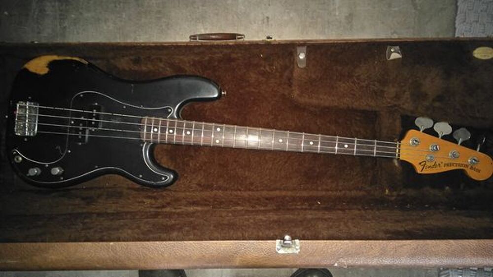  VENDS BASSE VINTAGE FENDER PRECISION 1976 Instruments de musique