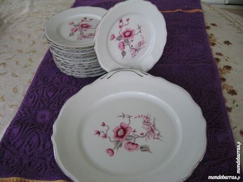 Service � g�teaux porcelaine de lourioux 30 Corbeil-Essonnes (91)