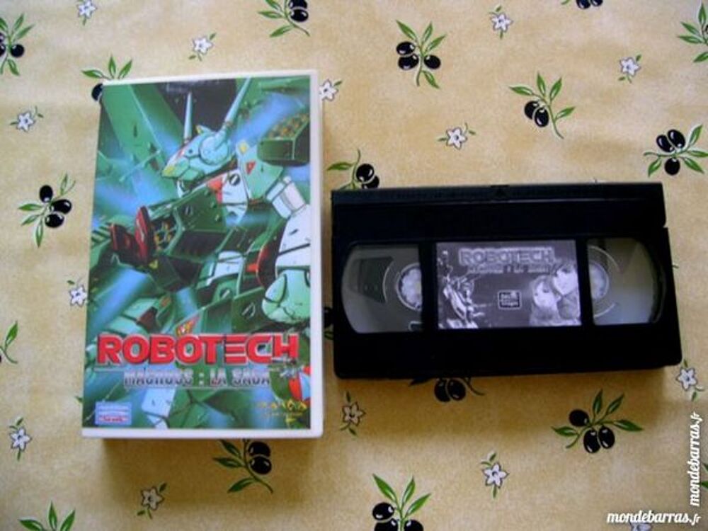 K7 VIDEO VHS ROBOTECH - Dessin Anim&eacute; DVD et blu-ray