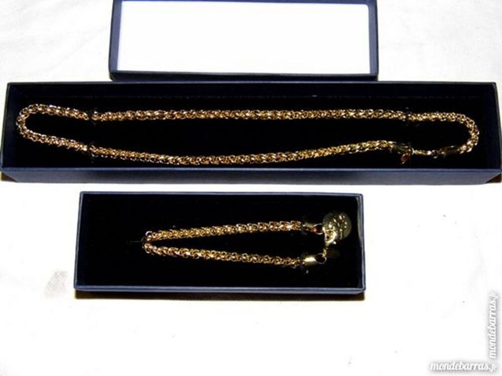 Lot Parure bijoux collier bracelet MVX avec &eacute;crin Bijoux et montres