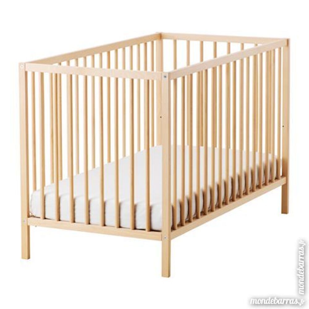 lit b&eacute;b&eacute; en bois Puériculture