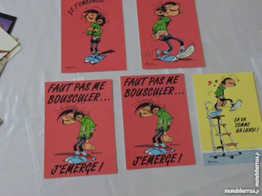 Lot cartes postales 