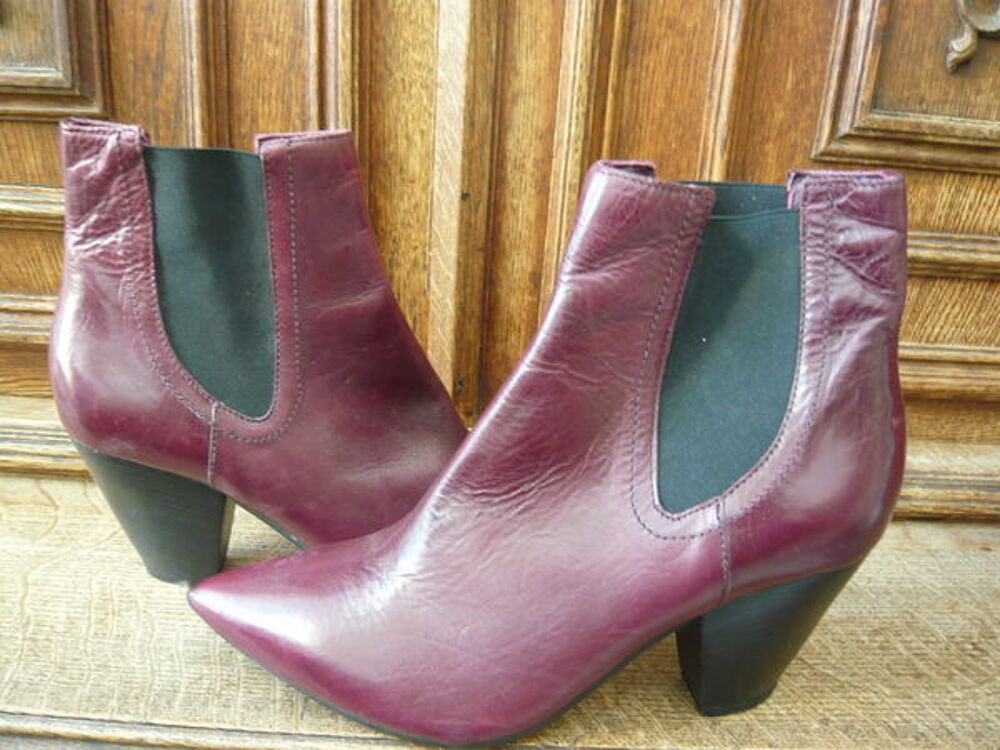 boots en cuir neuves coloris bordeaux marque Vicmatie Chaussures