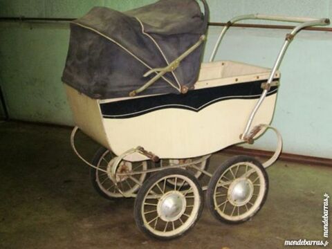 landau de poupe des annes 1950/1960 30 Leers (59)