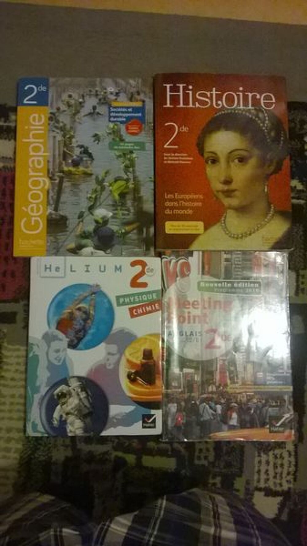 Vend 4 Livres scolaires de 2nd Livres et BD