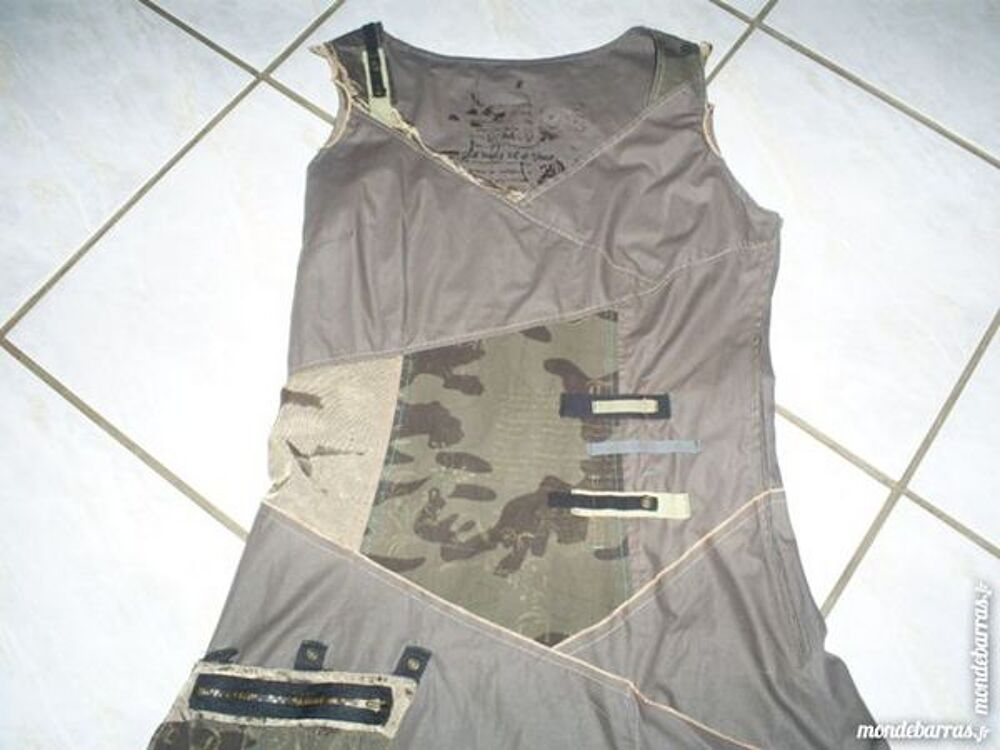 Robe LA MODE EST A VOUS Taille 40 Vêtements