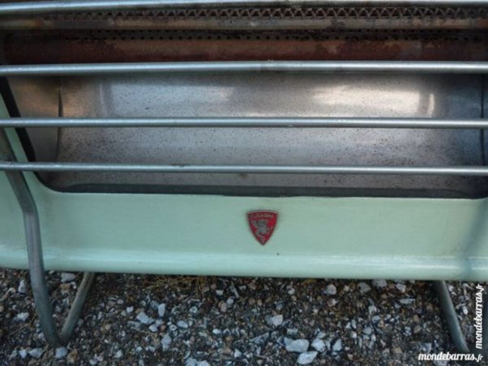 Ancien chauffage/radiateur &agrave; gaz Valentini Cuisine