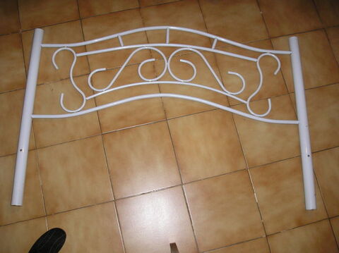 tete de lit mtal blanc 1 personne 10 Septmes-les-Vallons (13)