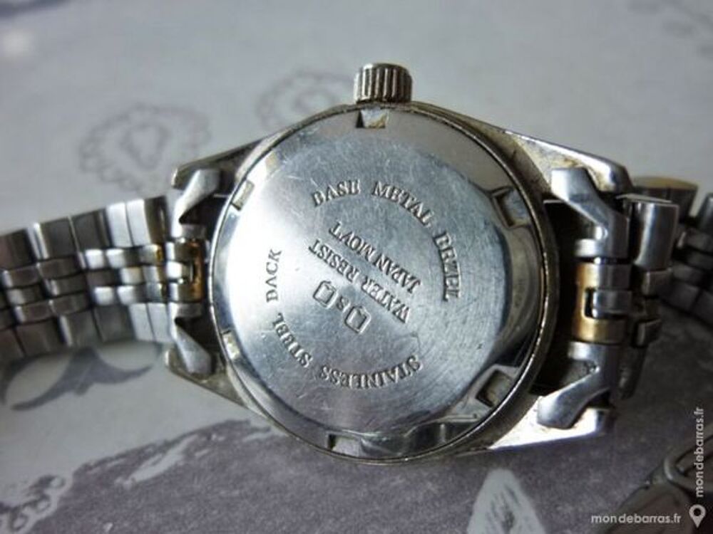 QQ montre analogique Dame ANA0013 Bijoux et montres