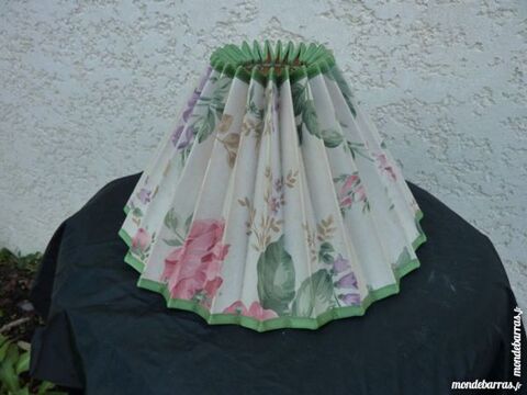 ABAT-JOUR  DE 25  DE DIAMTRE 10 Saint-Mathieu-de-Trviers (34)