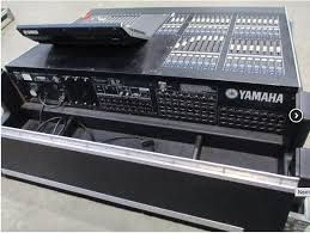 M7CL 32 CONSOLE NUMERIQUE Audio et hifi