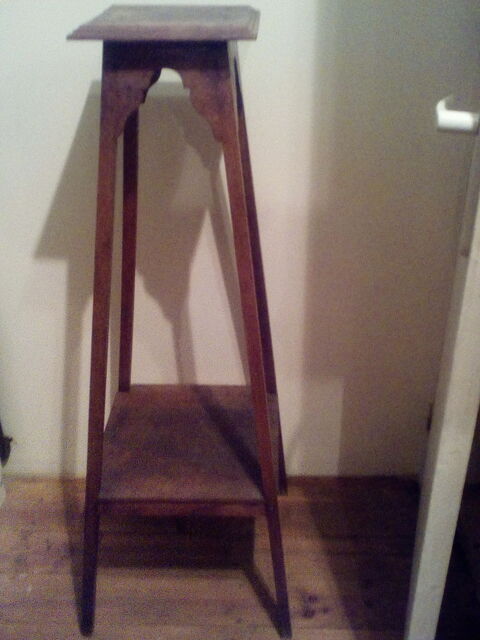 2 Consoles rustiques en bon tat  dcaper
0 Bousignies (59)