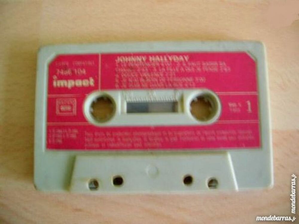 K7 AUDIO JOHNNY HALLYDAY IMPACT 7486104 CD et vinyles