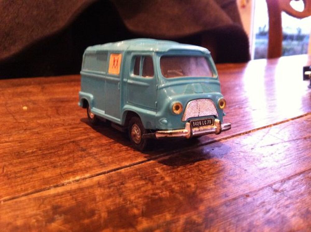 ESTAFETTE RENAULT NOREV N&deg; 42 