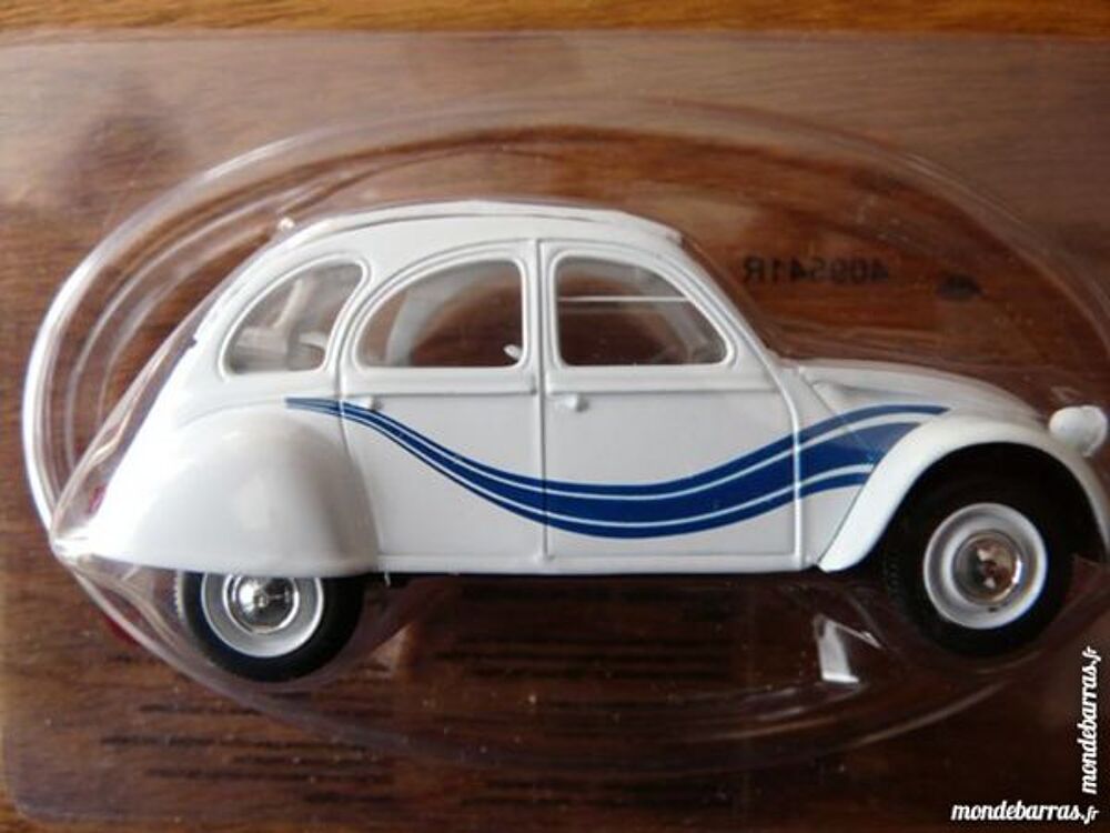 3 MODELES DE 2 CV NOREV Jeux / jouets