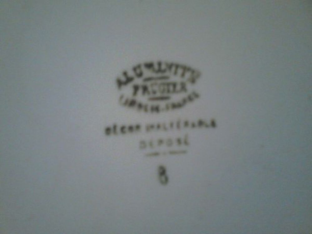 PICHET ALUMINITE FRUGIER N&deg;8 porcelaine Limoge Décoration