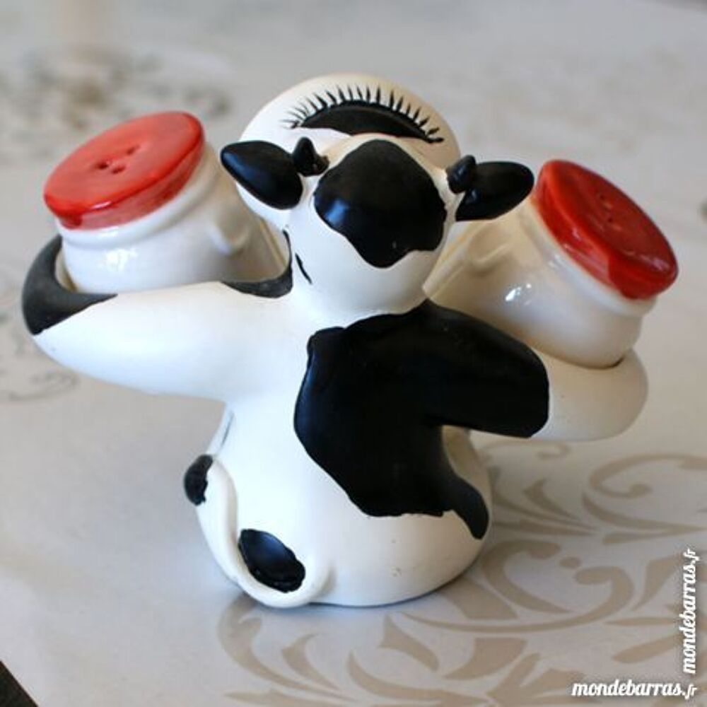 Porte sel et poivre vache en r&eacute;sine Cuisine