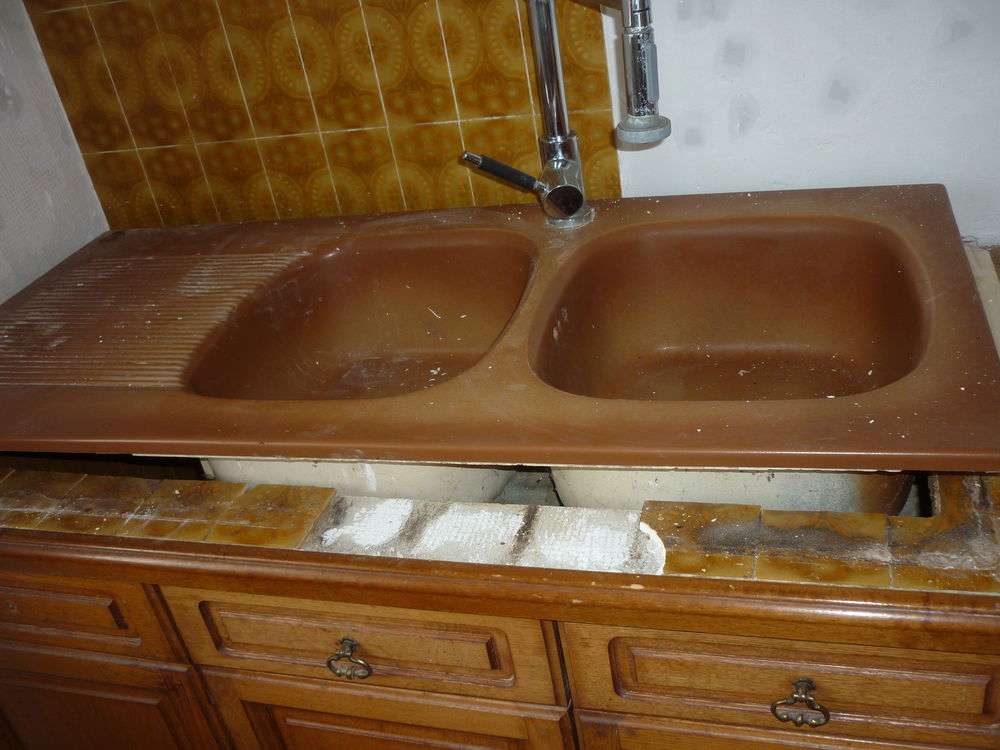 Evier 2 bacs egouttoir en TBE Cuisine