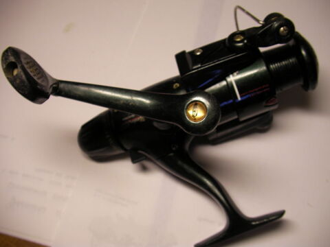 Moulinet lancer l�ger MARKOR 335 15 Roques (31)