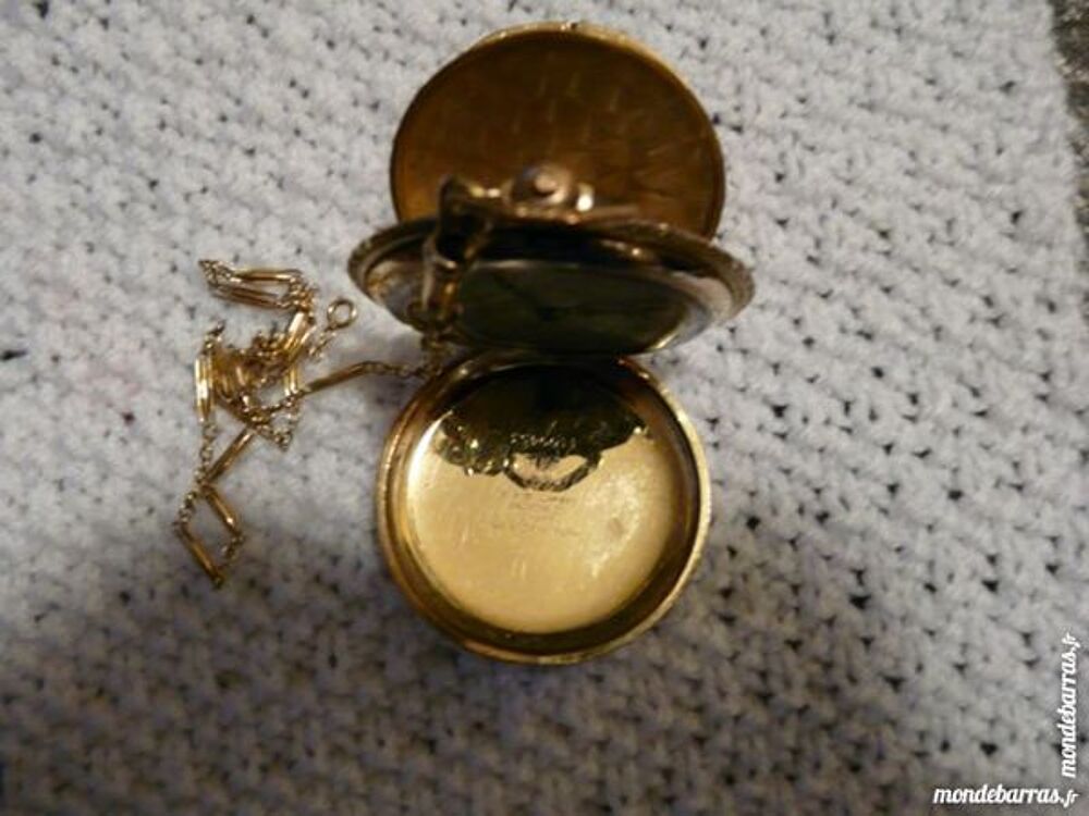 MONTRE A GOUSSET ANCIENNE Bijoux et montres