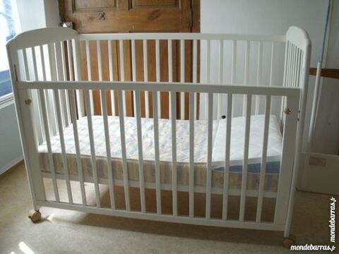 lit bb trois positions 200 Brignoles (83)