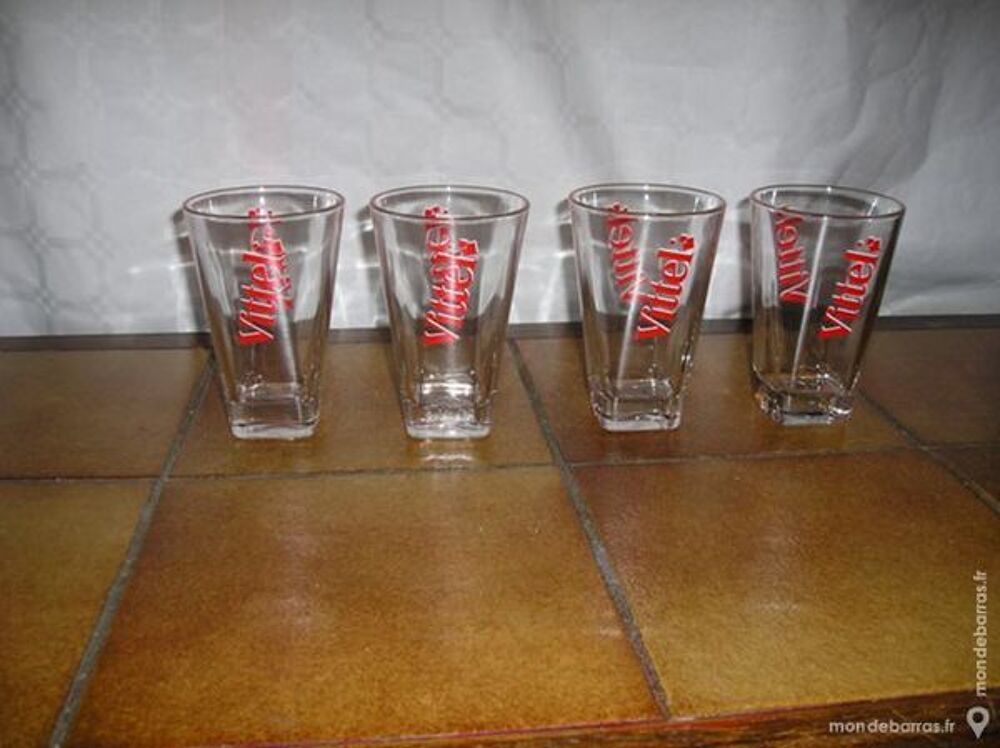 quatre verres vittel de collection - 