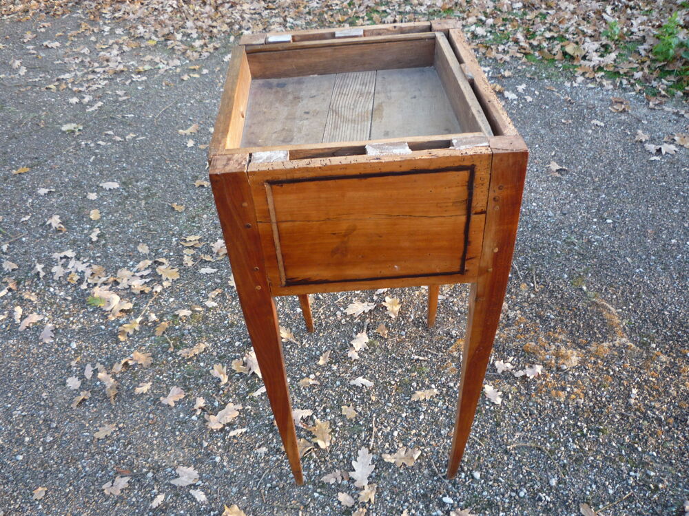 Chevet/petit chiffonnier Louis XVI Meubles