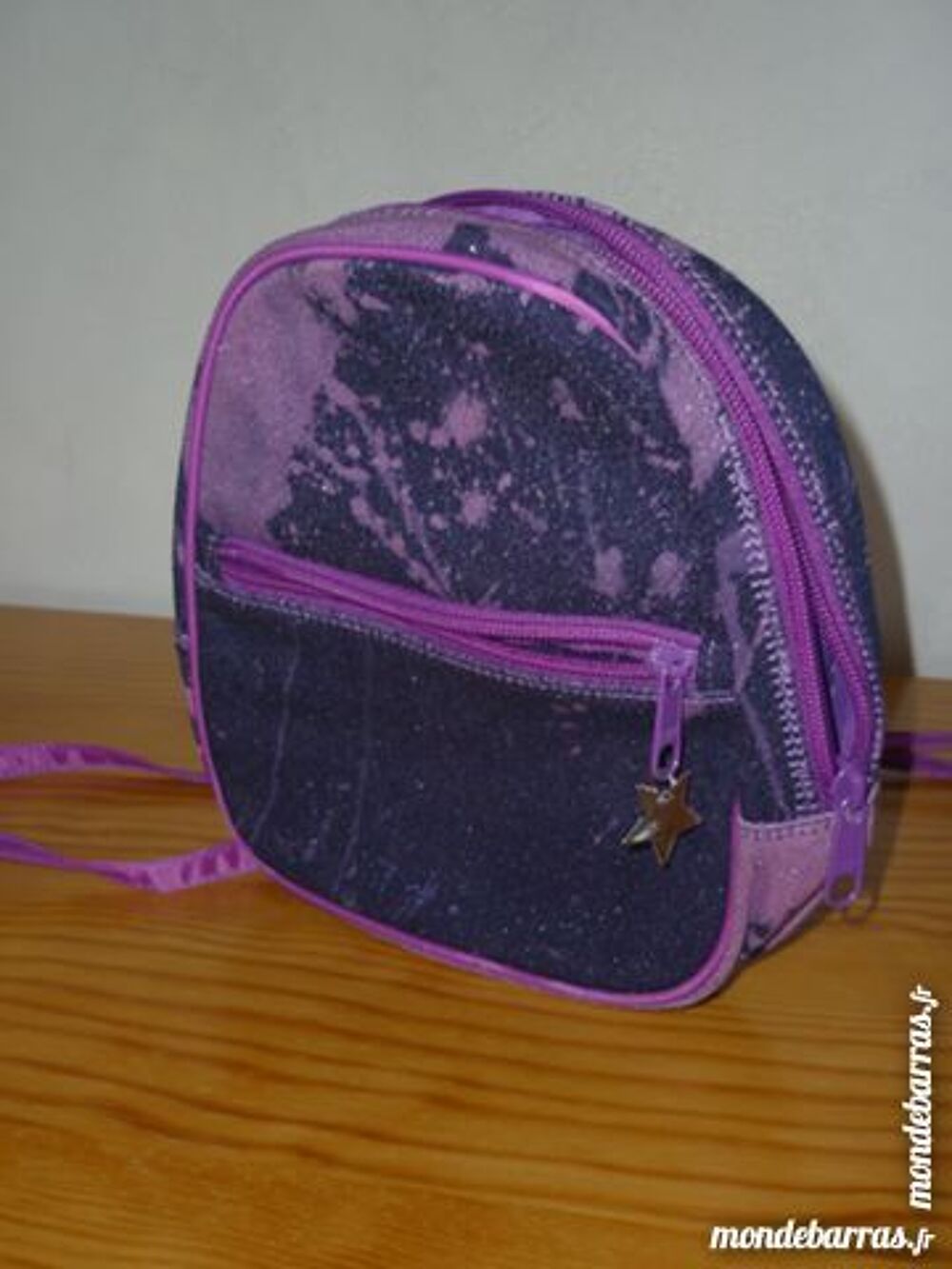 Sac &agrave; dos toile paillet&eacute;e violet Bijoux et montres