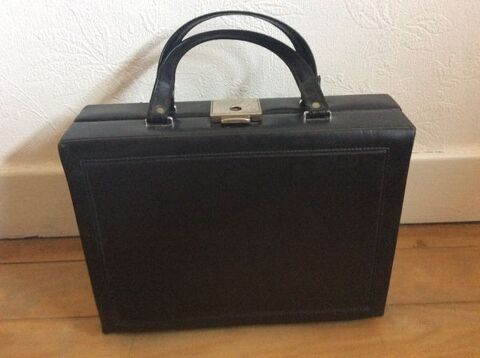  SAC FEMME 10 Outreau (62)