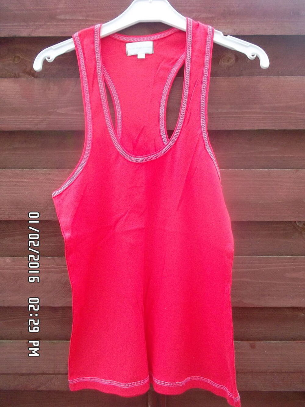 DEBARDEUR ROUGE-ORANGE*JUSTE 2E*KIKI60230 Vêtements