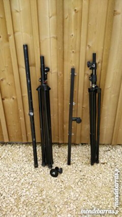 Lot de deux pieds support jeux de lumires 50 Montayral (47)