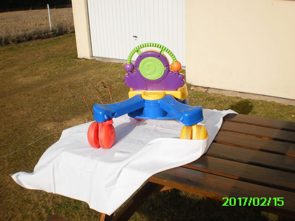 trotteur multi positions Jeux / jouets