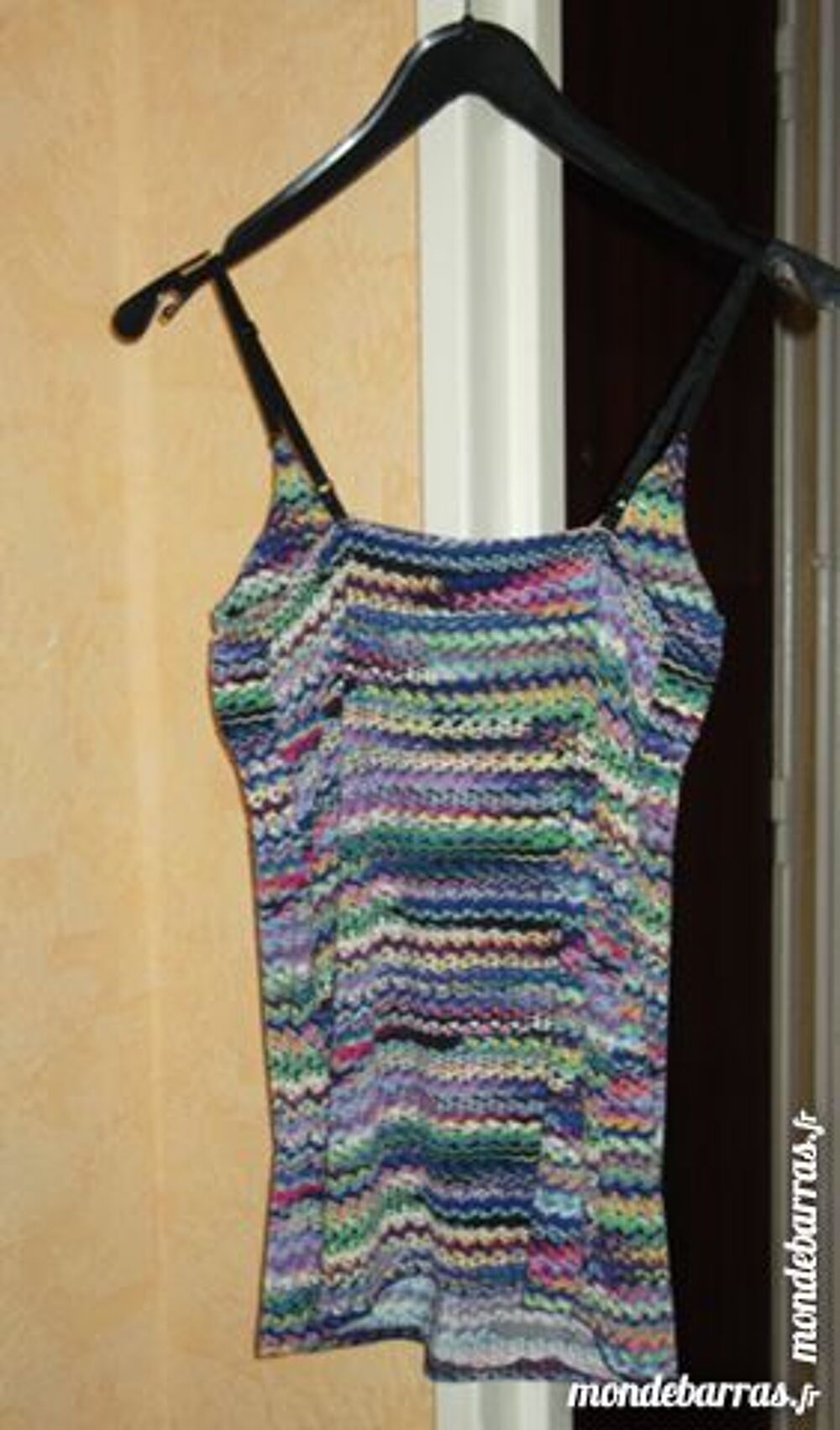 D&eacute;bardeur multicolore neuf avec collier amovible Vêtements