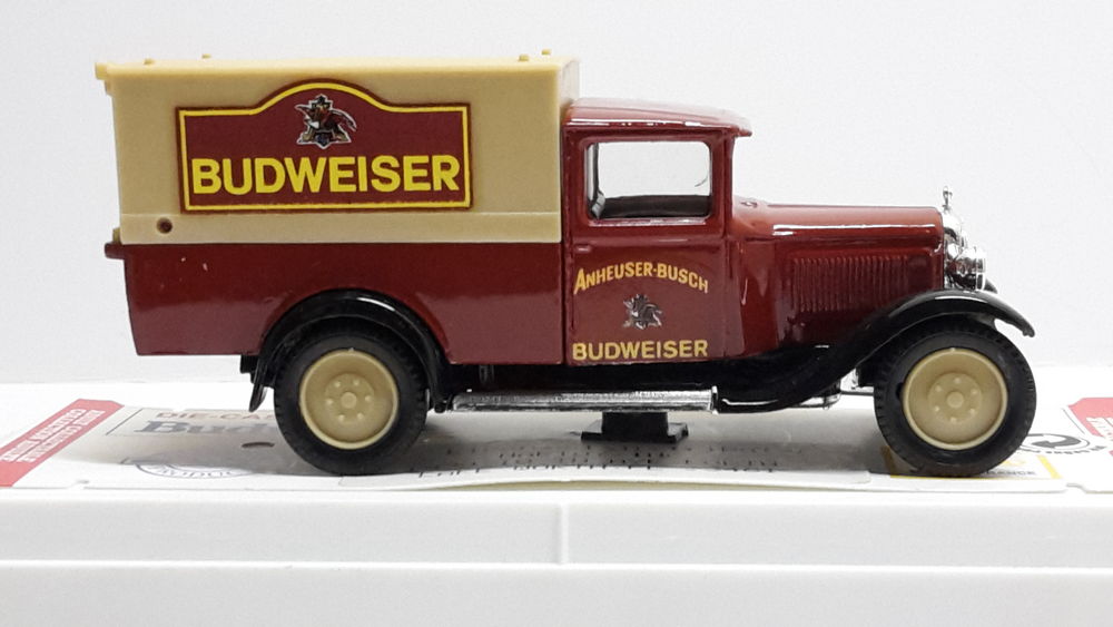 Citro&euml;n C4F fourgon BUDWEISER - 1930 