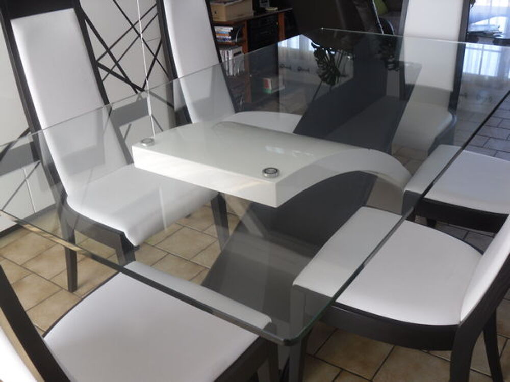 salle &agrave; manger laqu&eacute;e blanc et noir Meubles