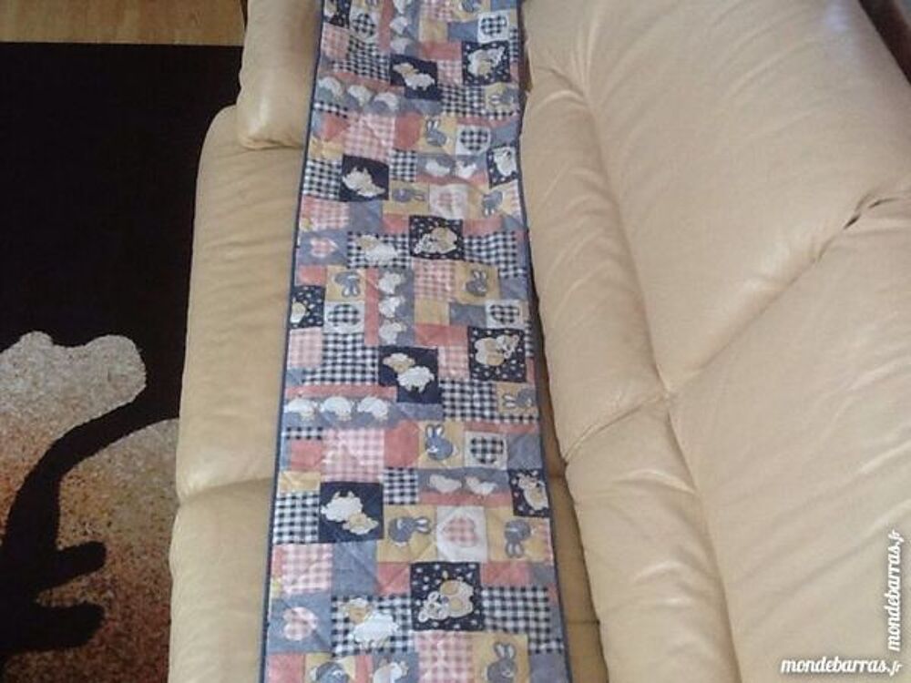 tour de lit Pu�riculture