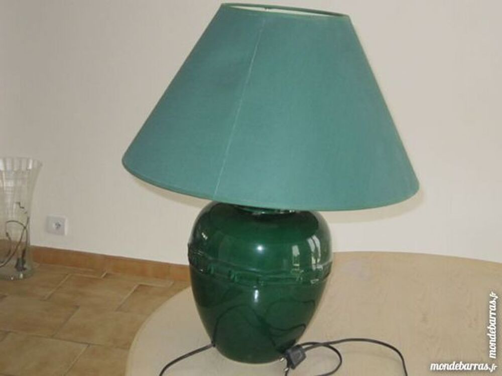 Lampe de bureau ou de chevet couleur verte Décoration