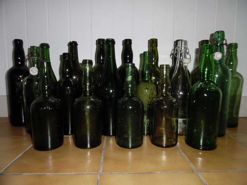 Bouteilles anciennes 