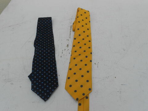 LOT DE CRAVATES EN SOIE DE GRANDES MARQUES 10 Brie-Comte-Robert (77)