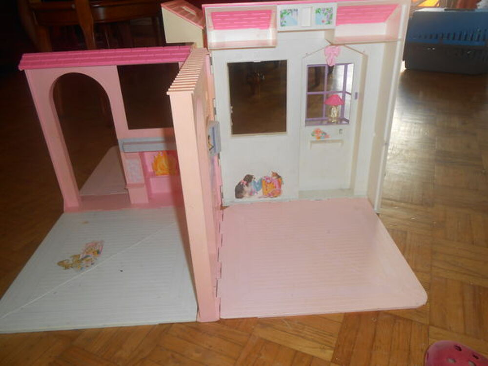 Maison de poup&eacute;e Barbie Jeux / jouets
