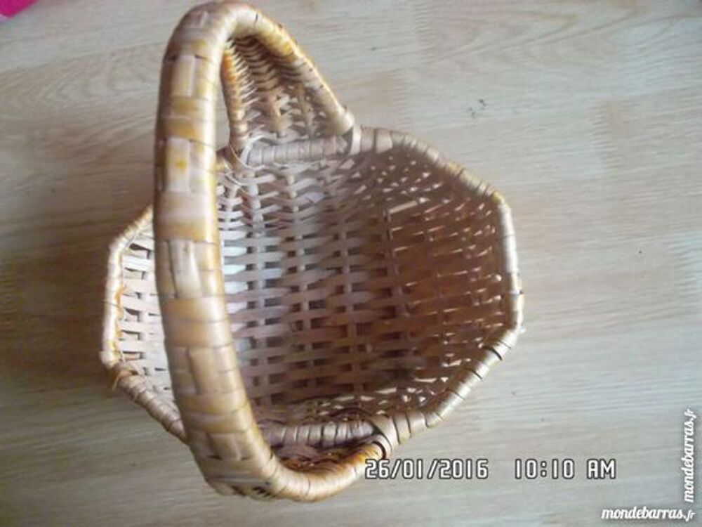 petit panier osier Décoration