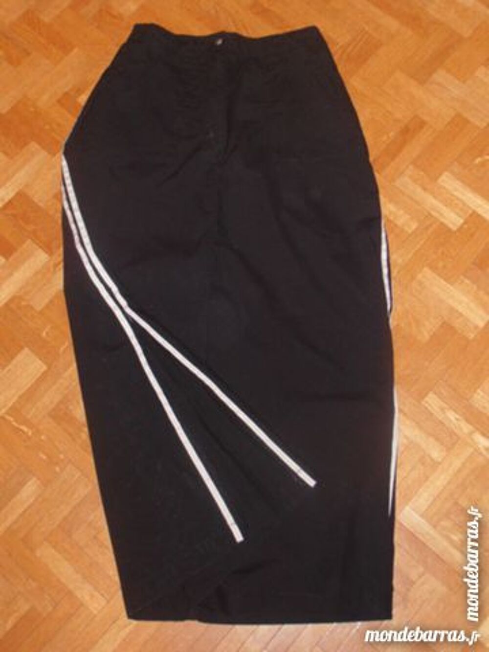 Jupe noire &laquo;Sport&raquo; Vêtements