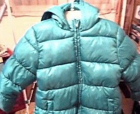 Doudoune bleu canard Kiabi taille 6 ans 5 Attainville (95)