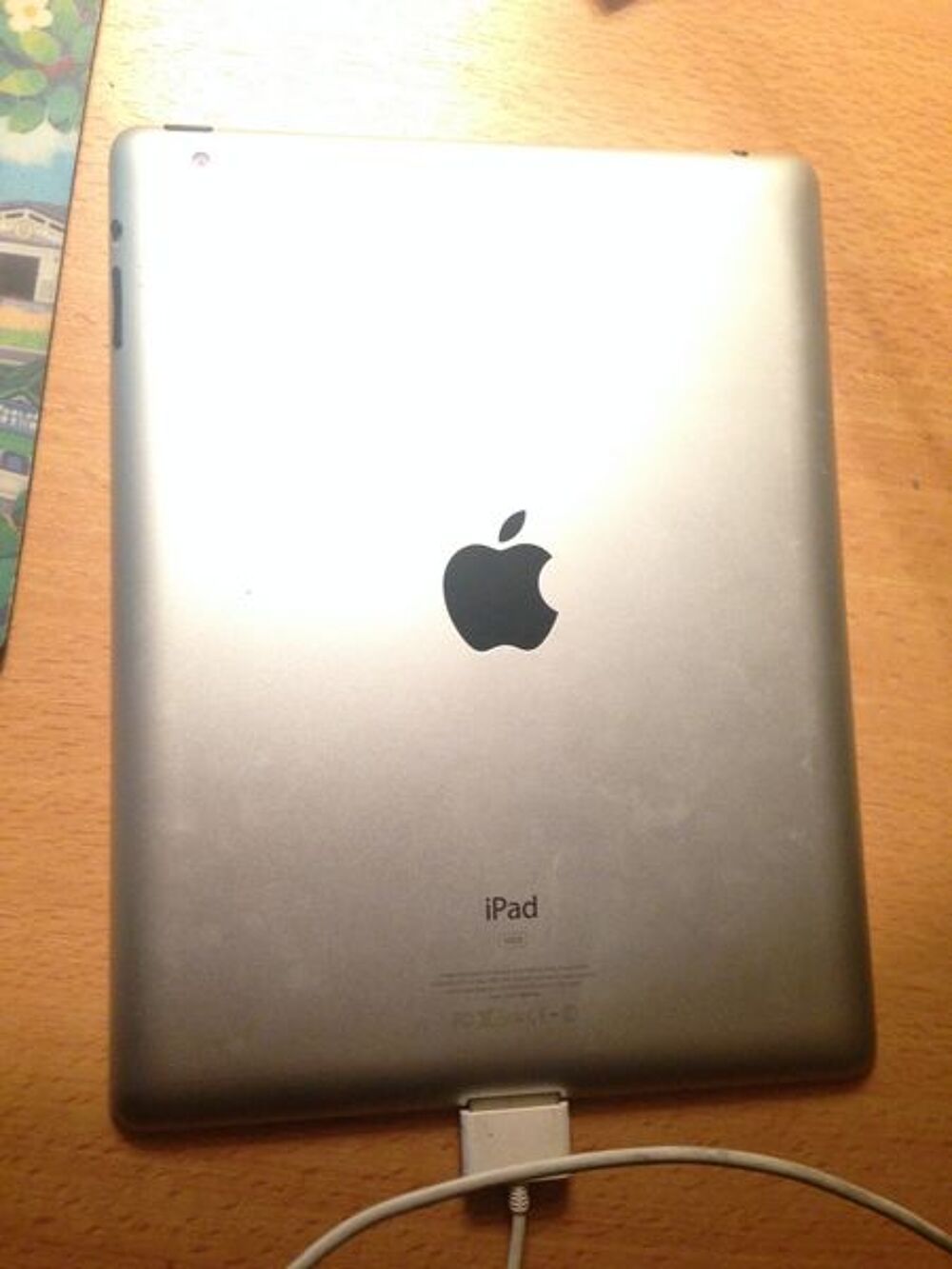 iPad 2 &egrave;me g&eacute;n&eacute;ration 16Giga Téléphones et tablettes