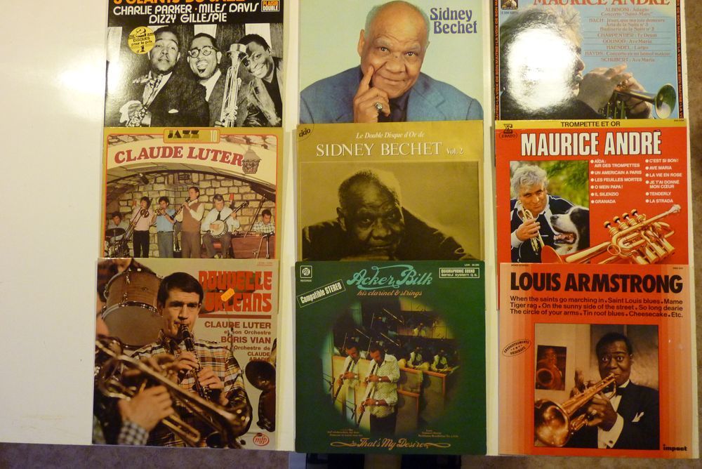 Cent quatre vingt quatre vinyles &agrave; saisir CD et vinyles