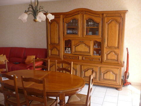 
VEND salle a manger
0 Les Maillys (21)