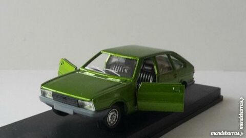 Simca Chrysler 1308 - 1975 24 Follainville-Dennemont (78)