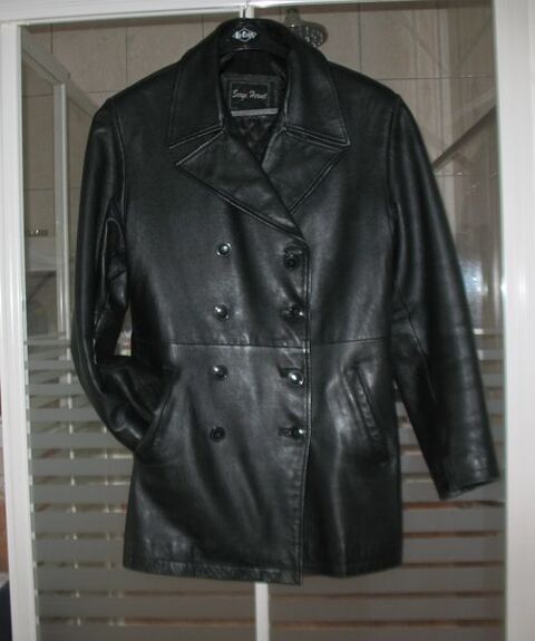 veste en cuir noire très bon état T42 de marque 20 Blaringhem (59)