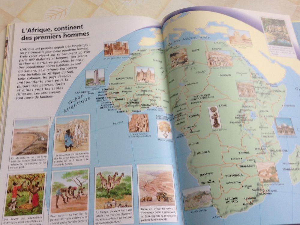 Atlas Des 6-10 Ans Autour De La Terre
Livres et BD